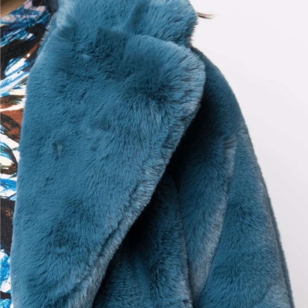 NWT Apparis Stella Faux Fur Coat in stone blue - Picture 3 of 11